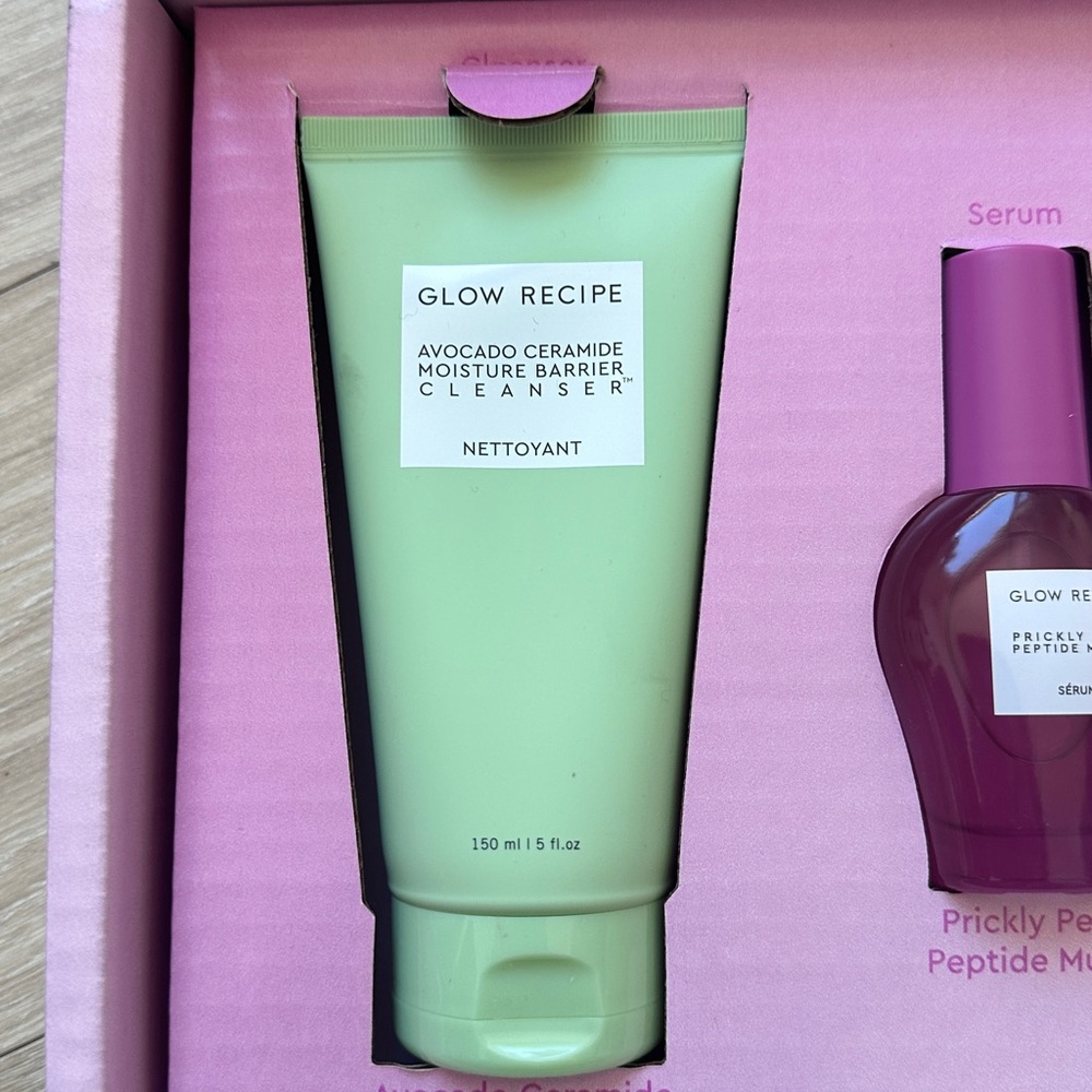 Glow Recipe • Avocado Ceramide Moisture Barrier Cleanser New in Box
